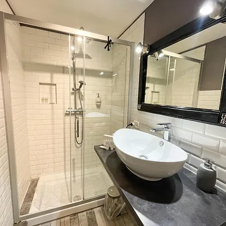 La Cornice - Nel Cuore Di شقة