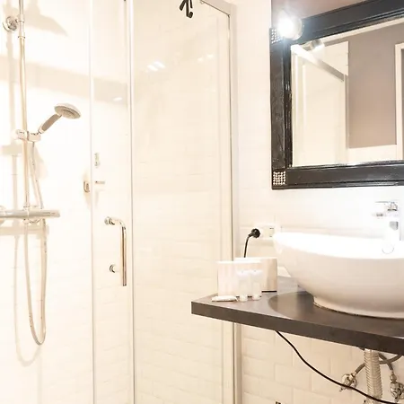 La Cornice - Nel Cuore Di * نابولي